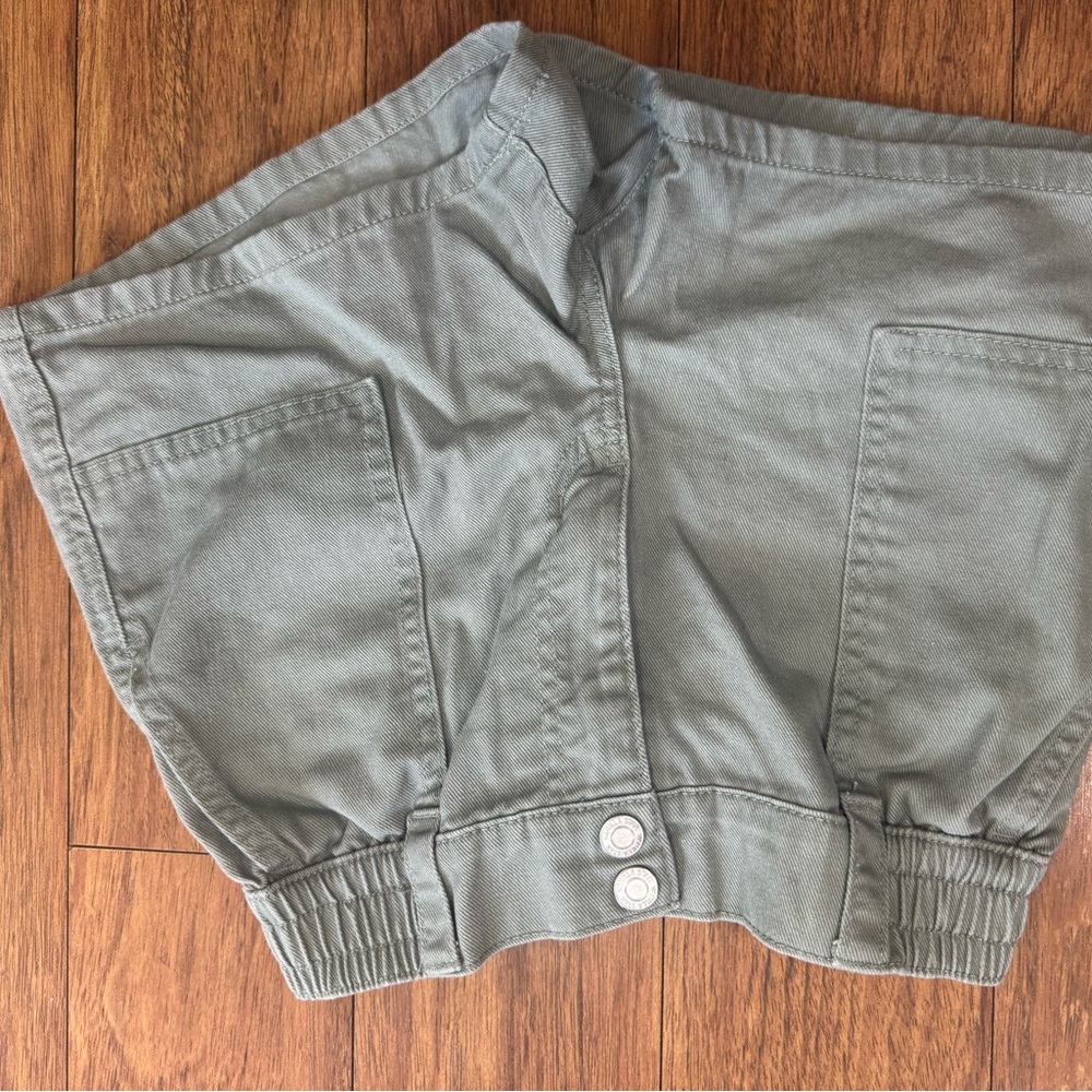 Vanilla Star Gray Utility Shorts Relaxed Fit